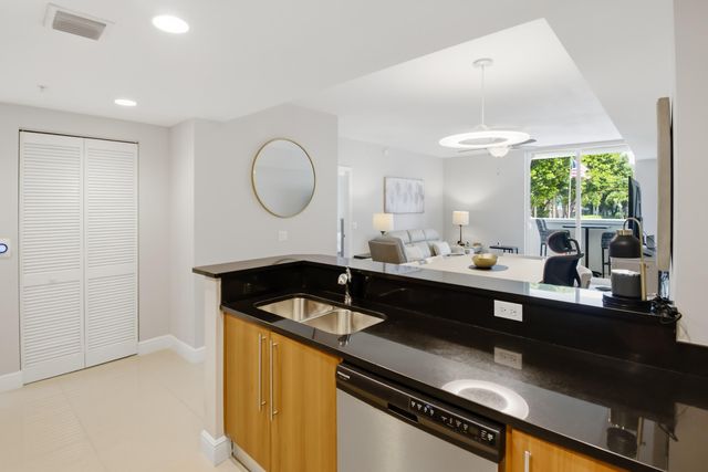 191 SE 20th Avenue 210, Deerfield Beach, FL 33441