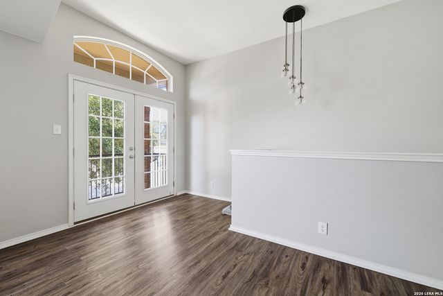 20 Nikita Dr, San Antonio, TX 78248