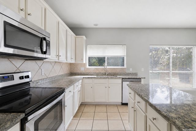 20 Nikita Dr, San Antonio, TX 78248