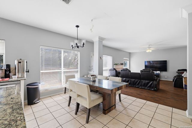 20 Nikita Dr, San Antonio, TX 78248