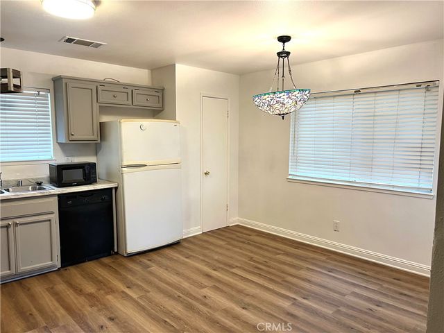 995 Emory, Merced, CA 95341