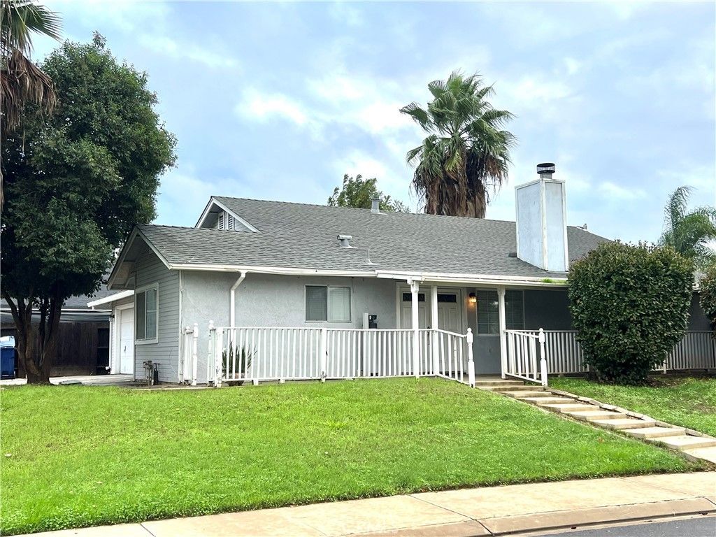 995 Emory, Merced, CA 95341