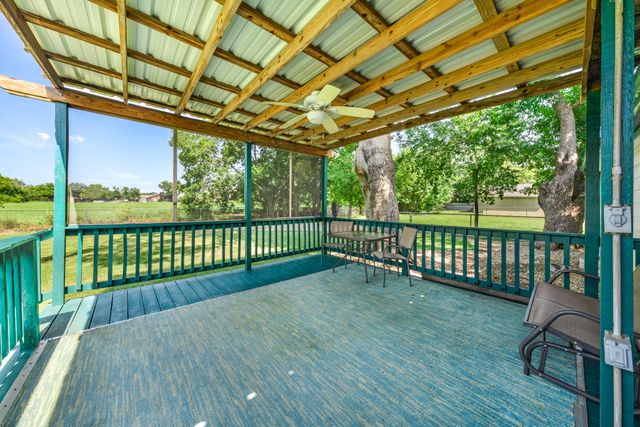 1409 Cedar Street, Bonham, TX 75418