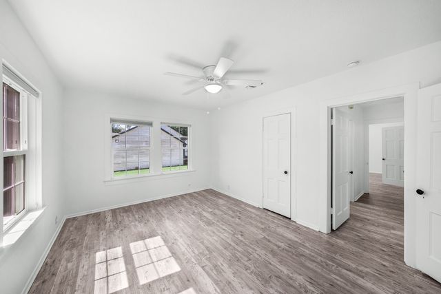 1409 Cedar Street, Bonham, TX 75418