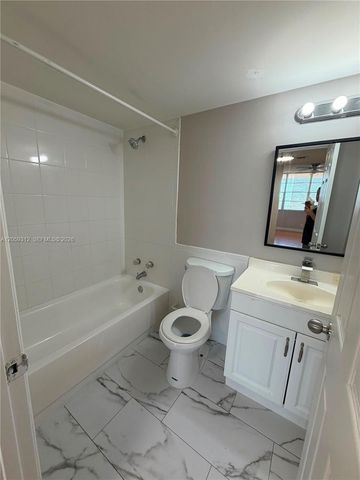 2025 NE 164th Street 1006, North Miami Beach, FL 33162