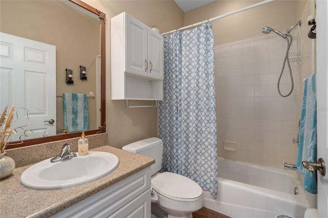 5626 CORTINA LANE, Palmetto, FL 34221