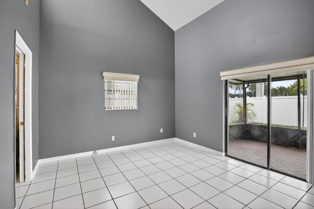 7721 NW 42nd Court, Hollywood, FL 33024