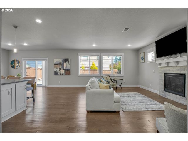 15975 Sw WREN Ln, Beaverton, OR 97007