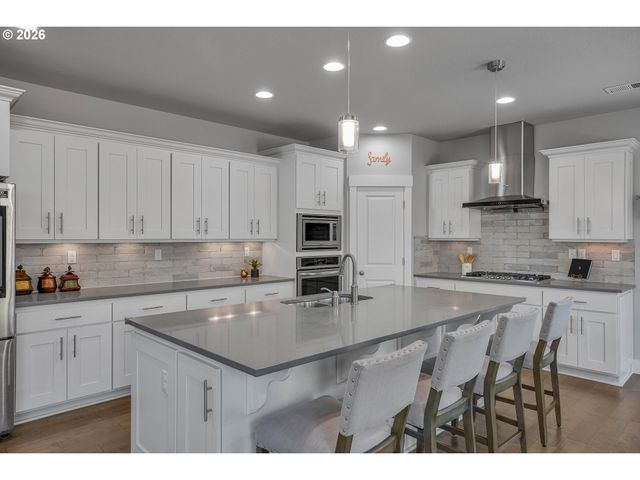 15975 Sw WREN Ln, Beaverton, OR 97007