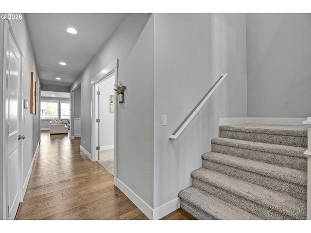 15975 Sw WREN Ln, Beaverton, OR 97007