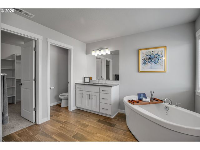 15975 Sw WREN Ln, Beaverton, OR 97007