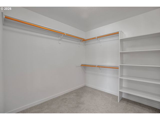 15975 Sw WREN Ln, Beaverton, OR 97007