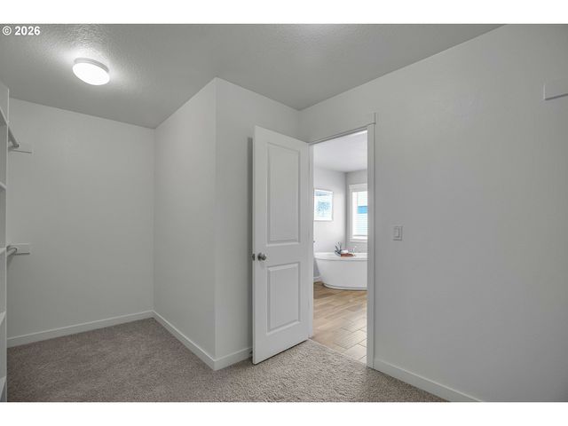 15975 Sw WREN Ln, Beaverton, OR 97007