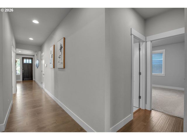 15975 Sw WREN Ln, Beaverton, OR 97007