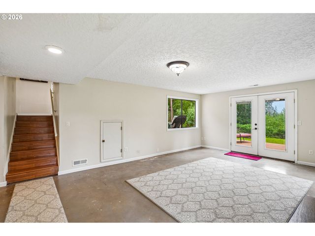 25200 Ne JOLMA Rd, Battle Ground, WA 98604