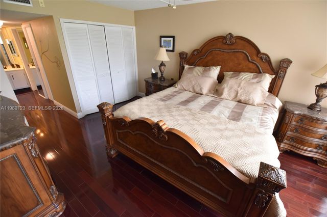 3800 Oaks Clubhouse Drive 309, Pompano Beach, FL 33069