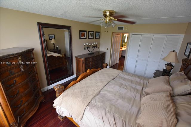 3800 Oaks Clubhouse Drive 309, Pompano Beach, FL 33069