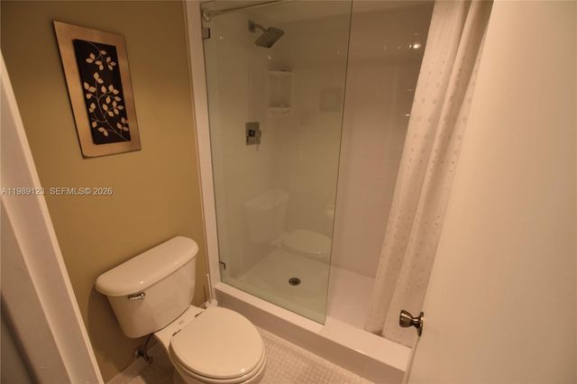 3800 Oaks Clubhouse Drive 309, Pompano Beach, FL 33069
