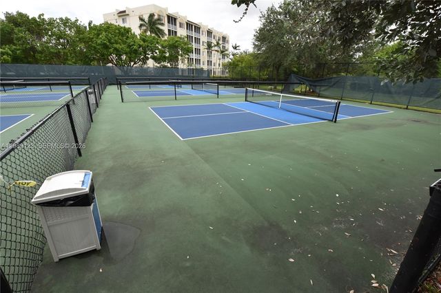 3800 Oaks Clubhouse Drive 309, Pompano Beach, FL 33069
