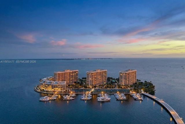 5 Grove Isle Drive M204, Coconut Grove, FL 33133