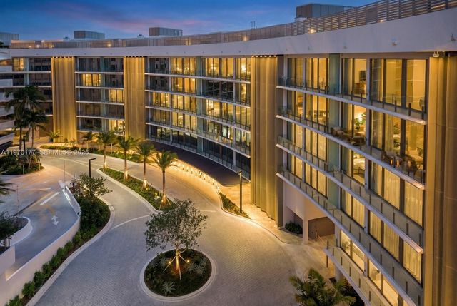 5 Grove Isle Drive M204, Coconut Grove, FL 33133