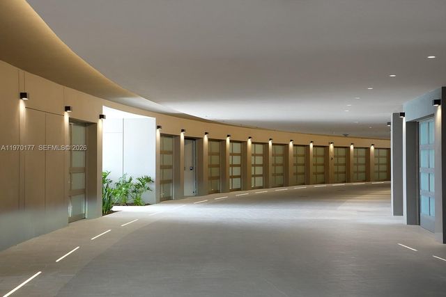 5 Grove Isle Drive M204, Coconut Grove, FL 33133