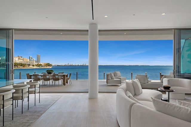 5 Grove Isle Drive M204, Coconut Grove, FL 33133