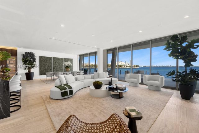 5 Grove Isle Drive M204, Coconut Grove, FL 33133