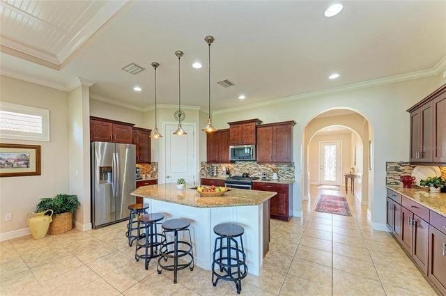 4610 ROYAL DORNOCH CIRCLE, Bradenton, FL 34211