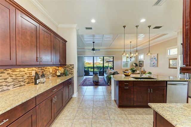 4610 ROYAL DORNOCH CIRCLE, Bradenton, FL 34211