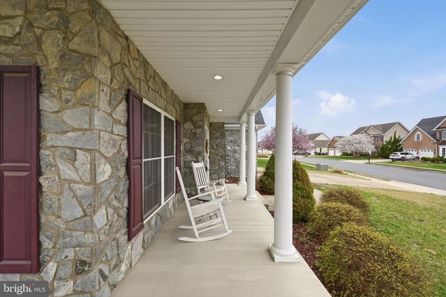 226 SUMMERFIELD DR, Winchester, VA 22602