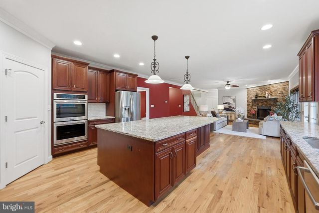 226 SUMMERFIELD DR, Winchester, VA 22602