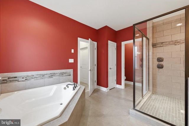 226 SUMMERFIELD DR, Winchester, VA 22602
