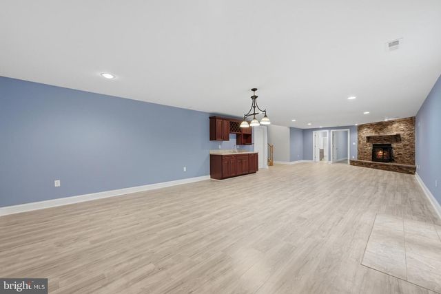 226 SUMMERFIELD DR, Winchester, VA 22602