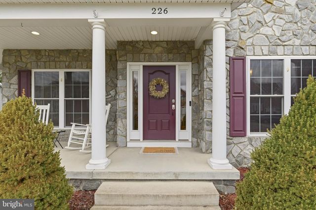 226 SUMMERFIELD DR, Winchester, VA 22602