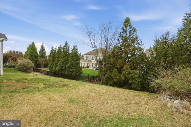 226 SUMMERFIELD DR, Winchester, VA 22602