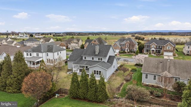 226 SUMMERFIELD DR, Winchester, VA 22602