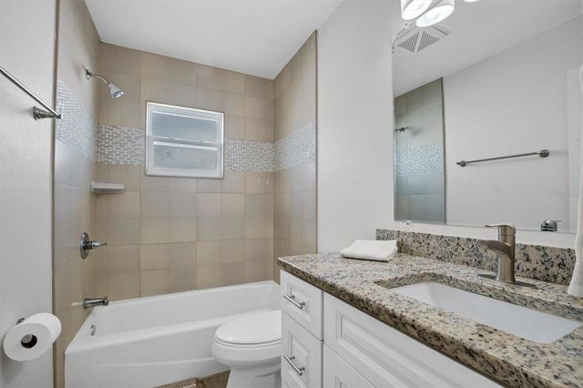 120 SANDBURG LANE, Winter Haven, FL 33884