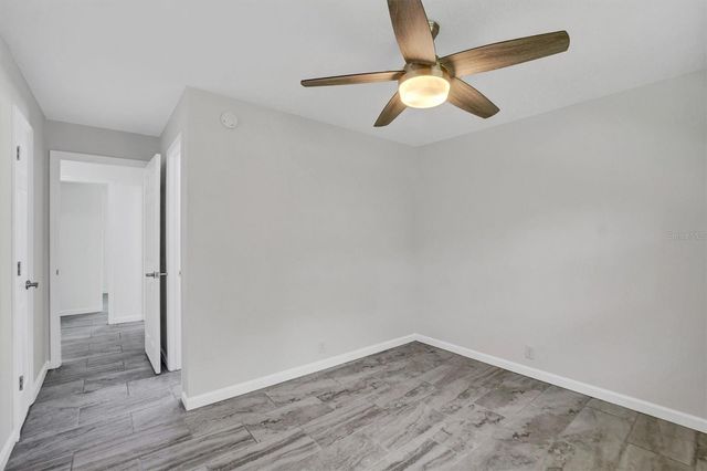 120 SANDBURG LANE, Winter Haven, FL 33884