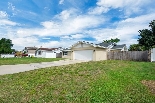 120 SANDBURG LANE, Winter Haven, FL 33884