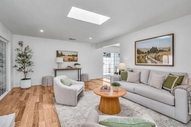 1607 Elmhurst St, Chula Vista, CA 91913