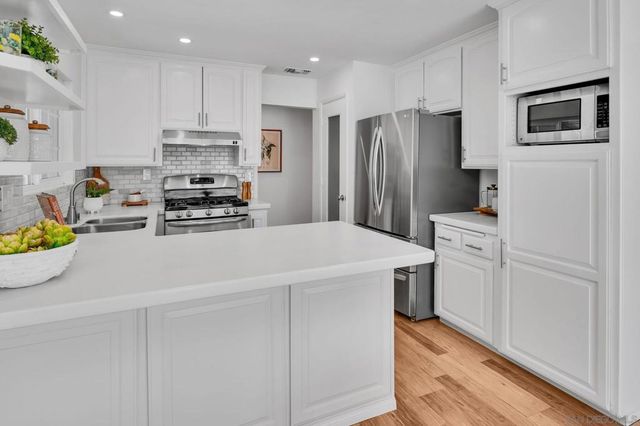 1607 Elmhurst St, Chula Vista, CA 91913