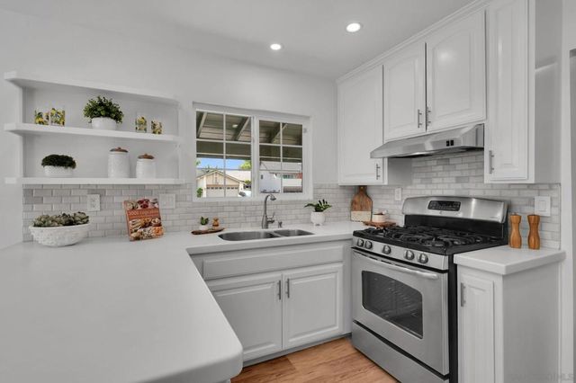 1607 Elmhurst St, Chula Vista, CA 91913