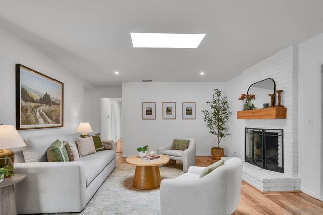 1607 Elmhurst St, Chula Vista, CA 91913