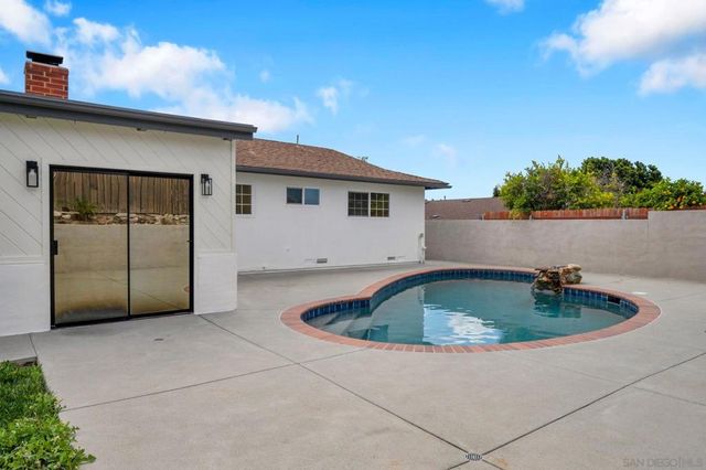 1607 Elmhurst St, Chula Vista, CA 91913