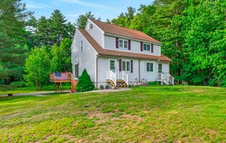 24a Fairway Road, Londonderry, NH 03053