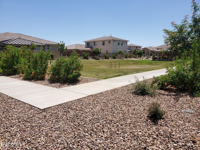 8537 W MYRTLE Avenue, Glendale, AZ 85305