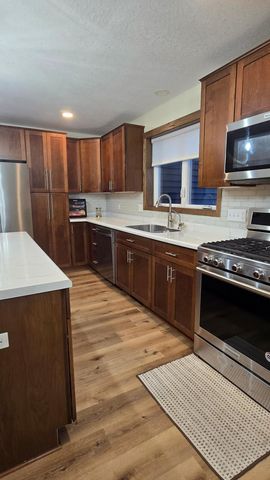 600 Birch Avenue N, New Richland, MN 56072