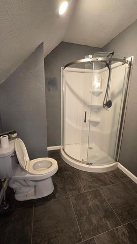 600 Birch Avenue N, New Richland, MN 56072