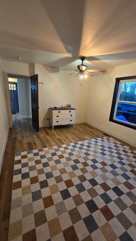 600 Birch Avenue N, New Richland, MN 56072